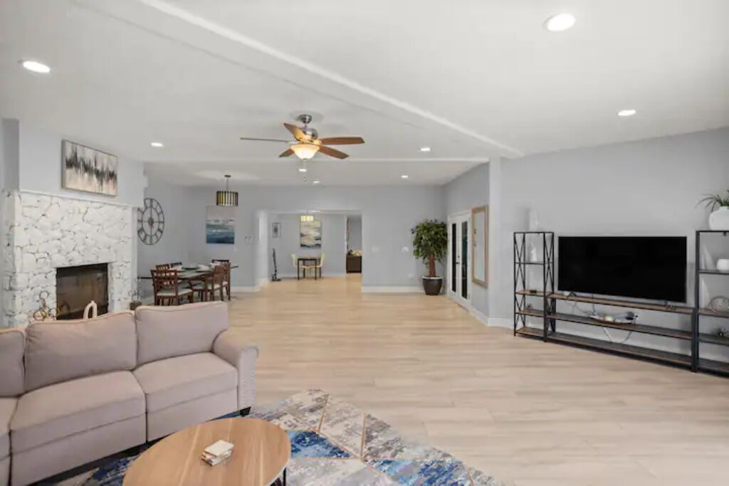 Photo of Livingroom in College Park