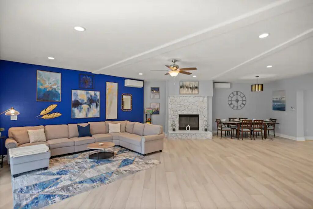 Photo of Livingroom in College Park