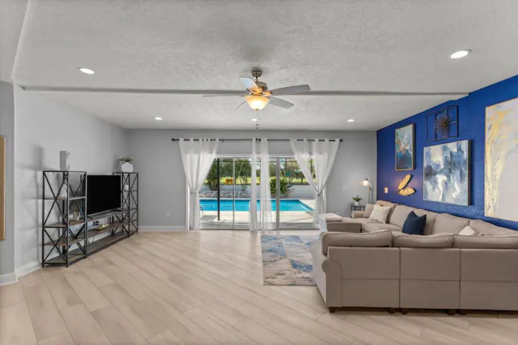 Photo of Livingroom in College Park