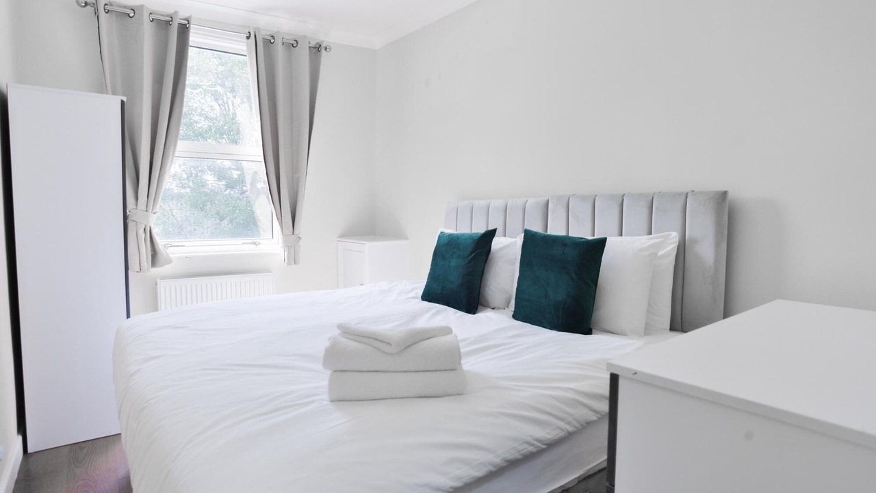 Photo of Bedroom in Euston