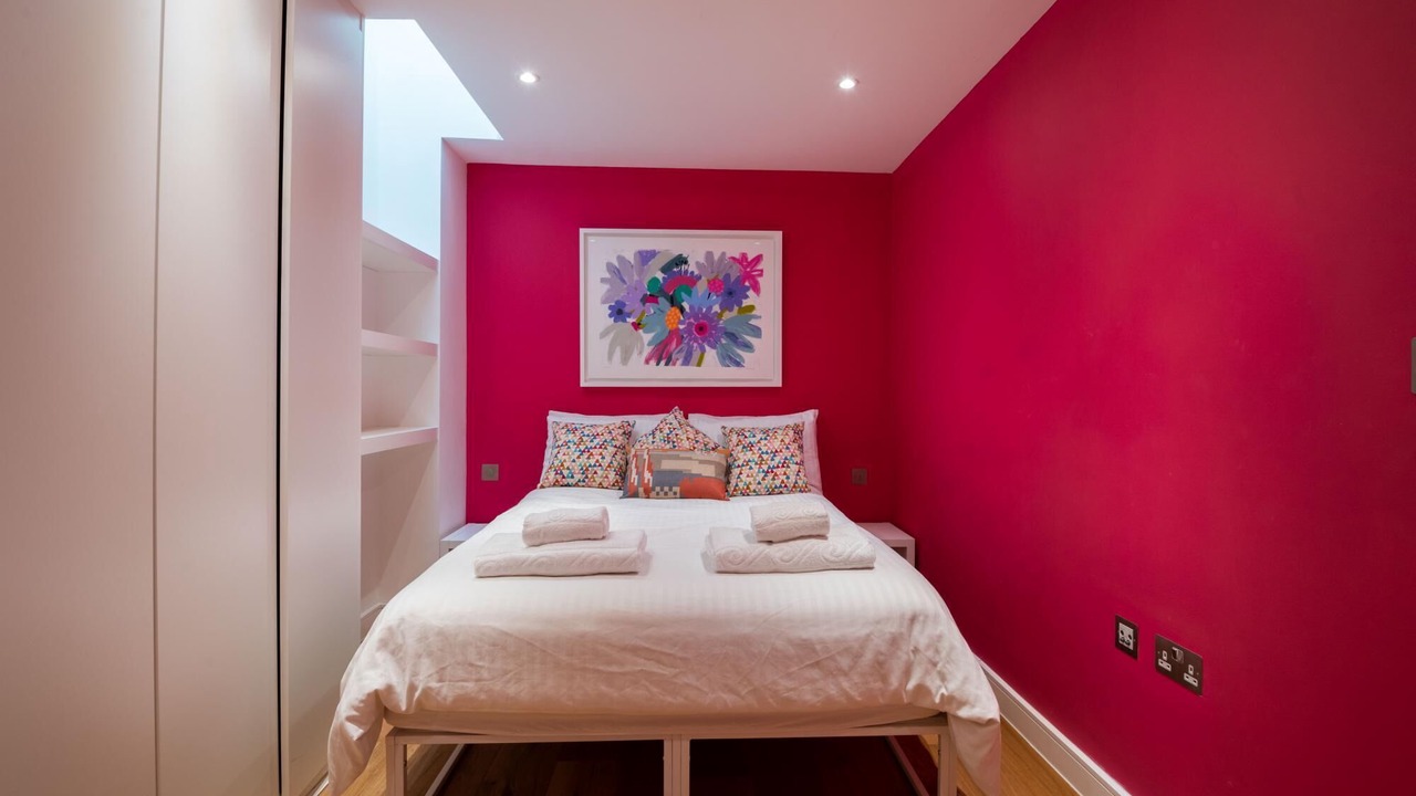 Photo of Bedroom in Queen's Park