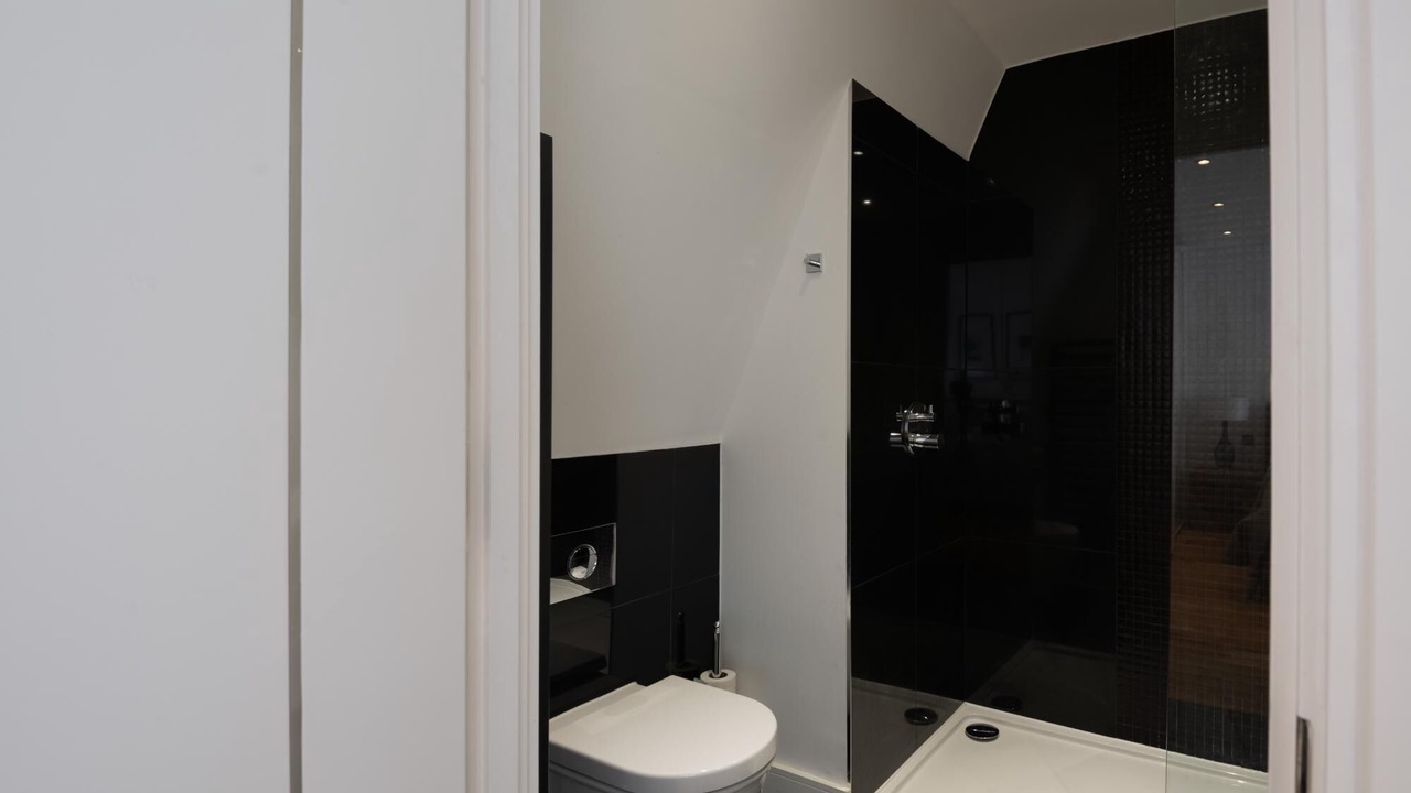 Photo of Bathroom in Queen's Park