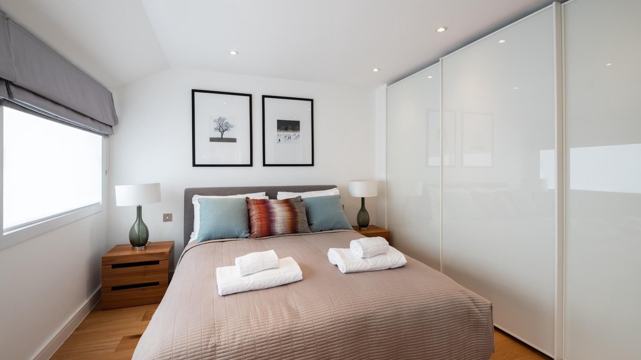 Photo of Bedroom in Queen's Park