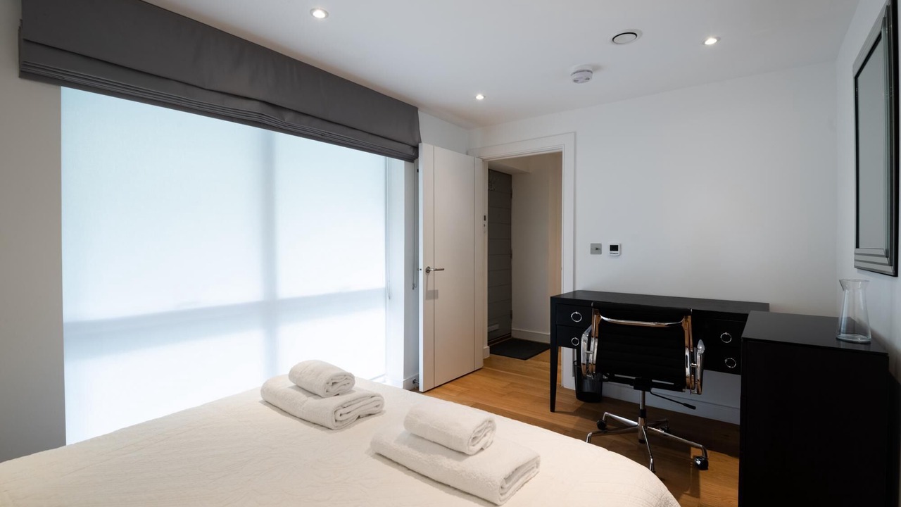 Photo of Bedroom in Queen's Park