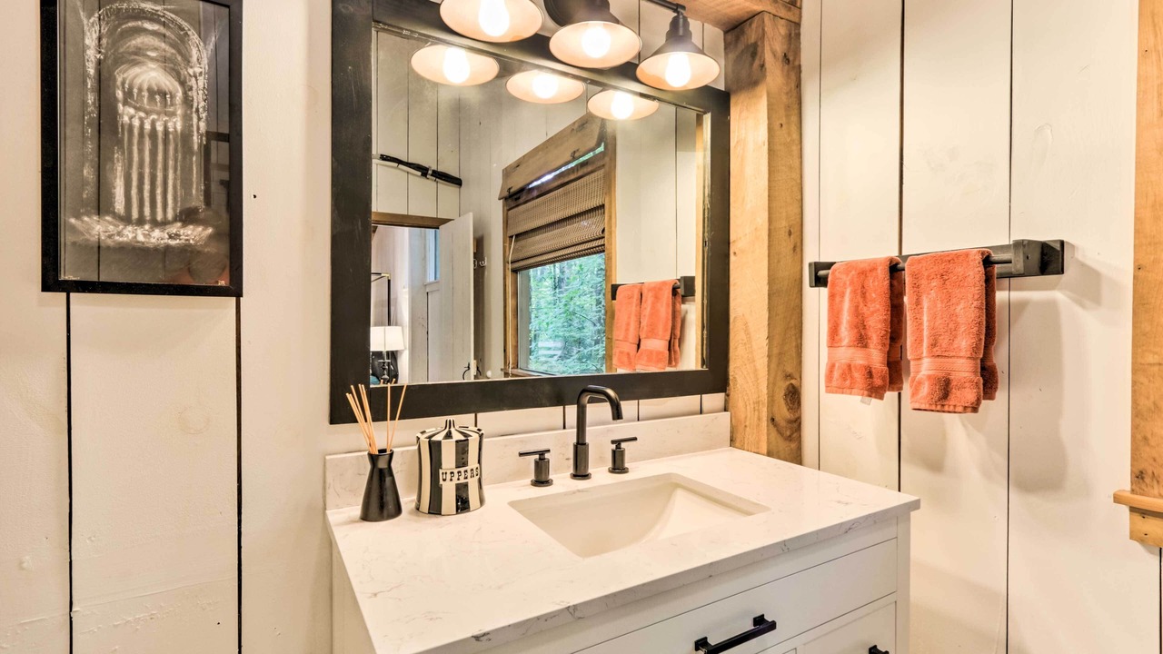 Photo of Bathroom in Otis