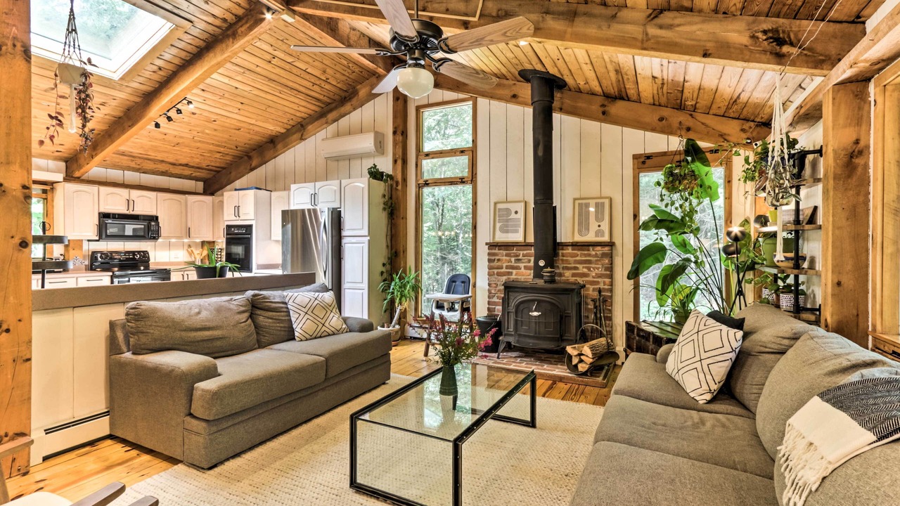 Photo of Livingroom in Otis