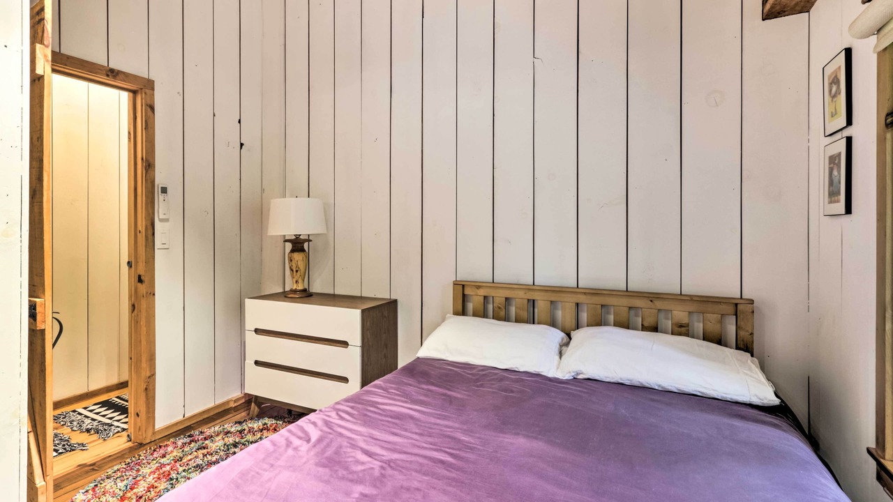 Photo of Bedroom in Otis