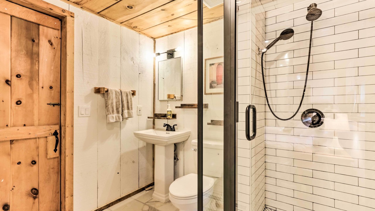 Photo of Bathroom in Otis