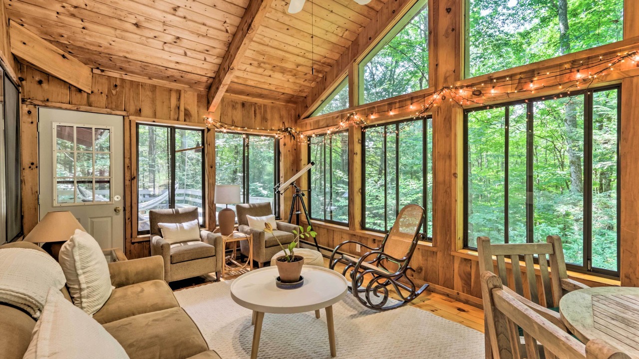 Photo of Others in Otis