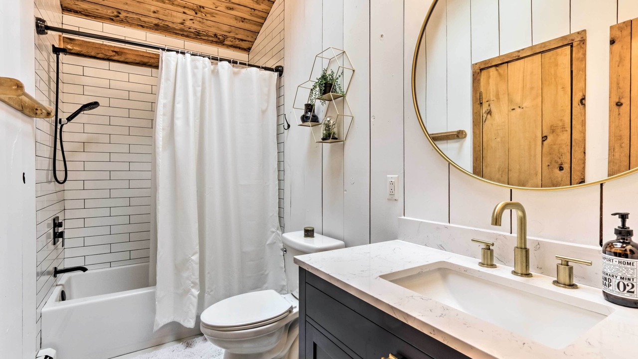 Photo of Bathroom in Otis