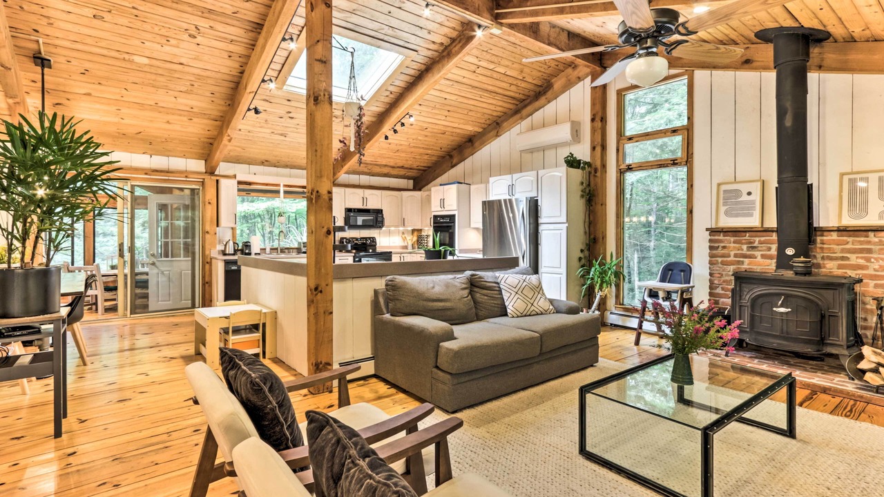 Photo of Others in Otis