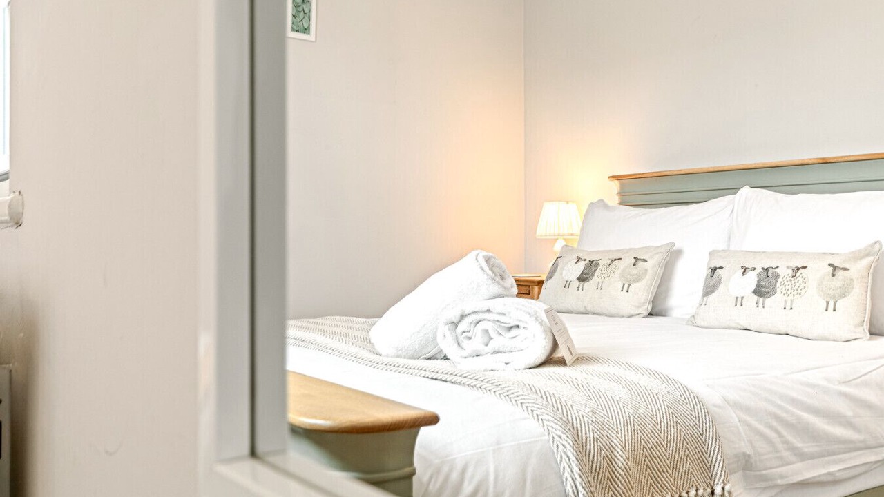 Photo of Bedroom in Henley-on-Thames