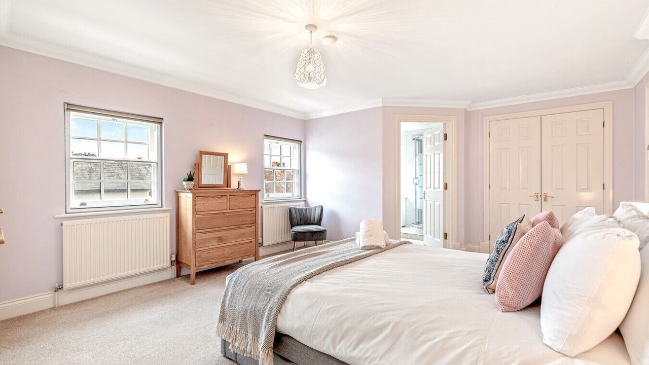 Photo of Bedroom in Henley-on-Thames