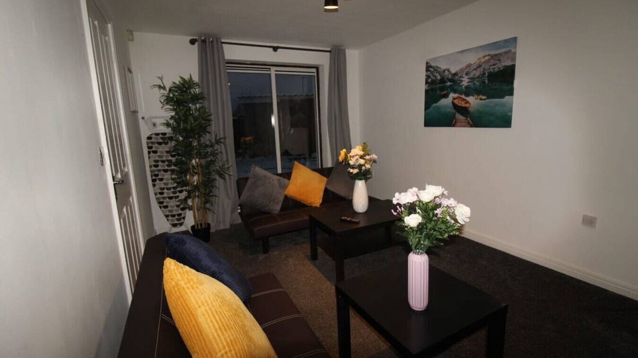 Photo of Livingroom in Sheffield