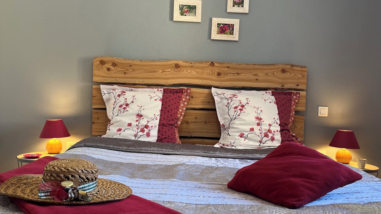 Photo of Bedroom in Saint-Disdier