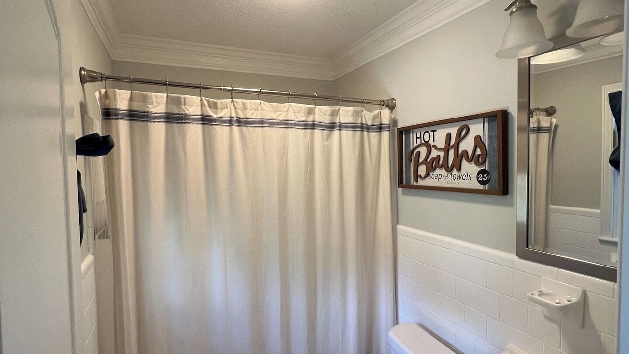 Photo of Bathroom in Semora