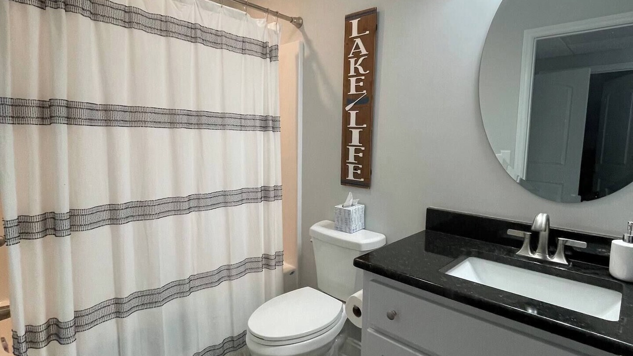 Photo of Bathroom in Semora