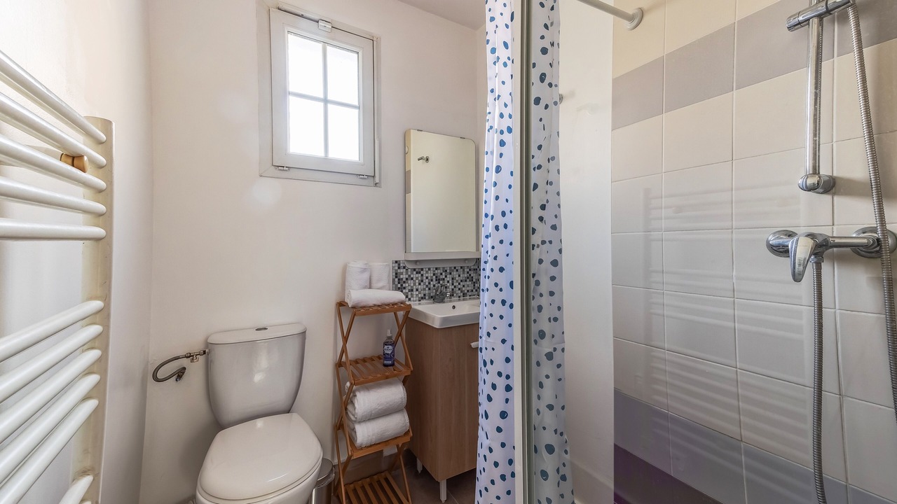 Photo of Bathroom in Cabries