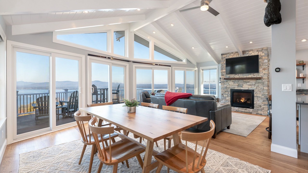 Photo of Livingroom in Gilford
