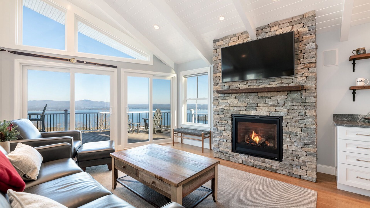 Photo of Livingroom in Gilford