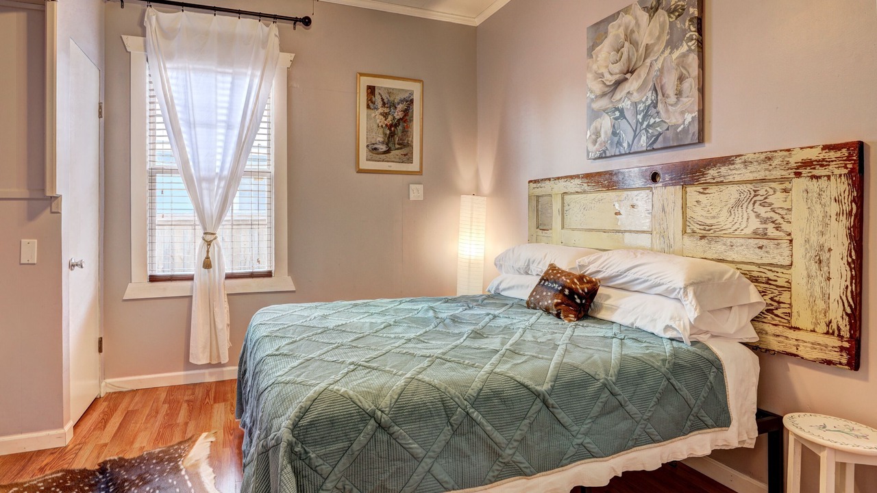 Photo of Bedroom in New Iberia