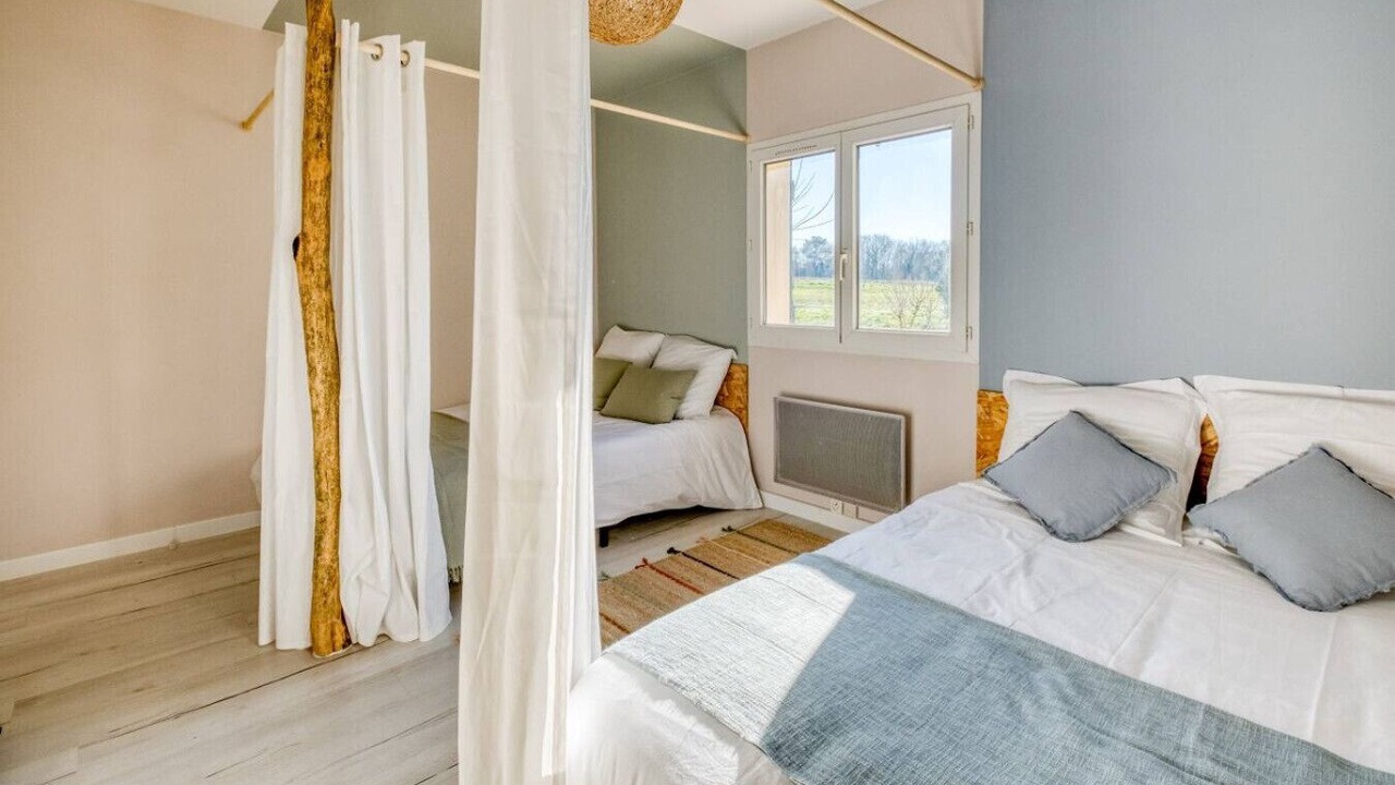 Photo of Bedroom in Peyrole