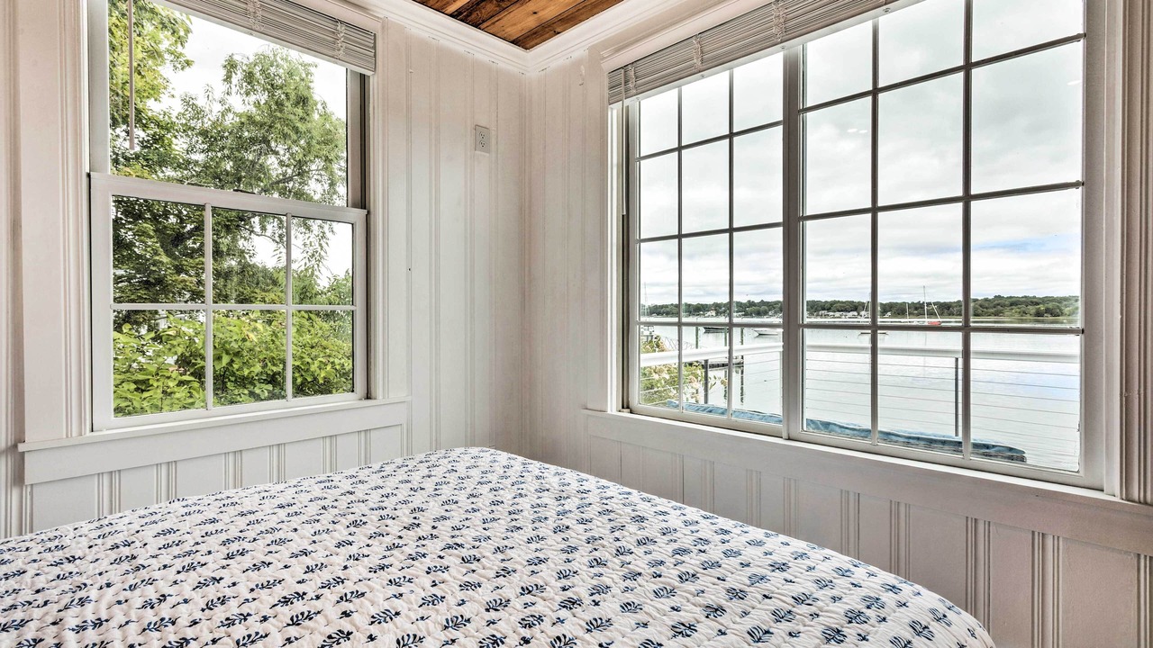 Photo of Bedroom in Bristol