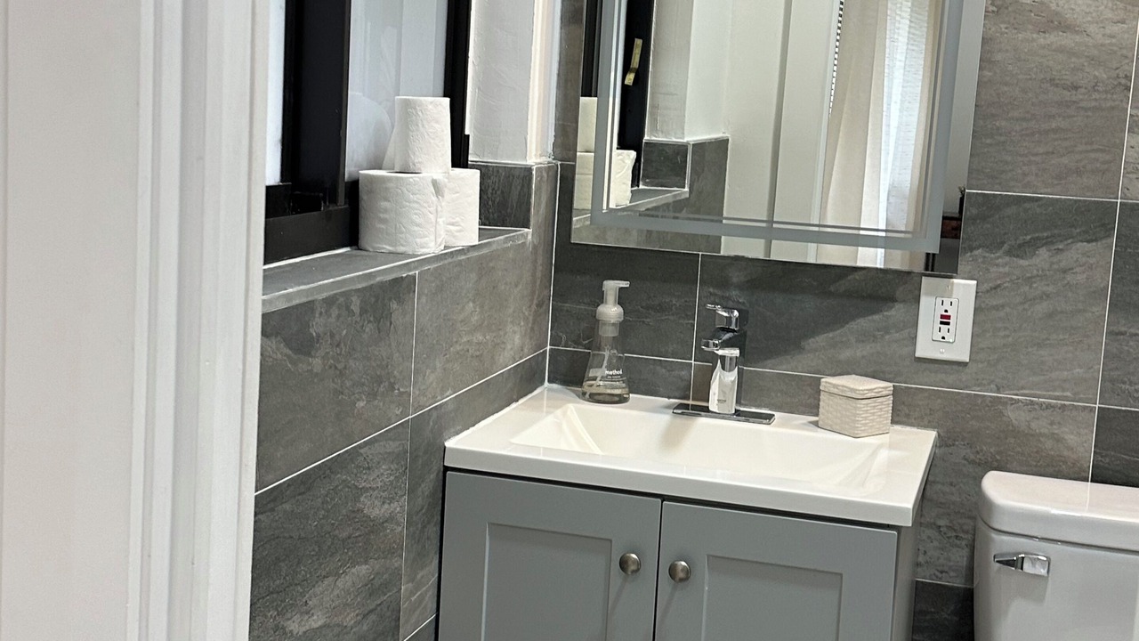 Photo of Bathroom in Miramar
