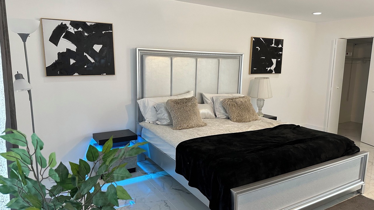 Photo of Bedroom in Miramar