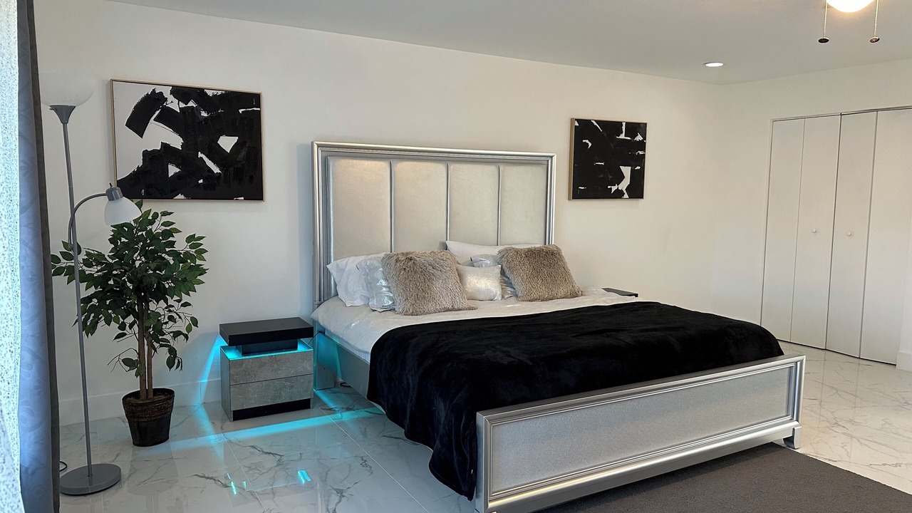 Photo of Bedroom in Miramar