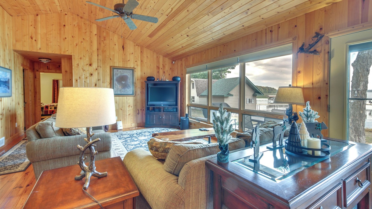 Photo of Bedroom in Isle