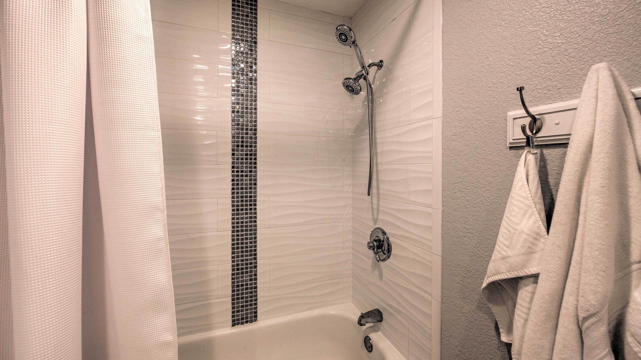 Photo of Bathroom in Enchanted Oaks