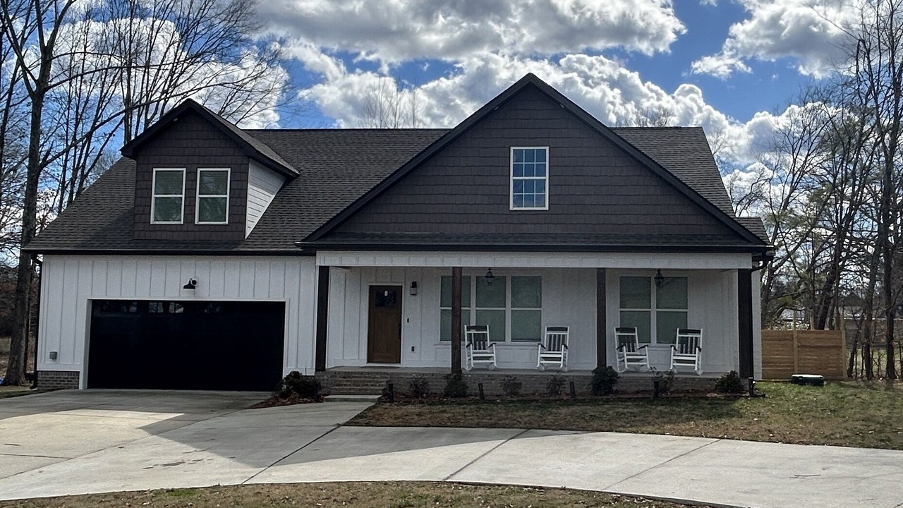 Photo of Outdoor in Graysville