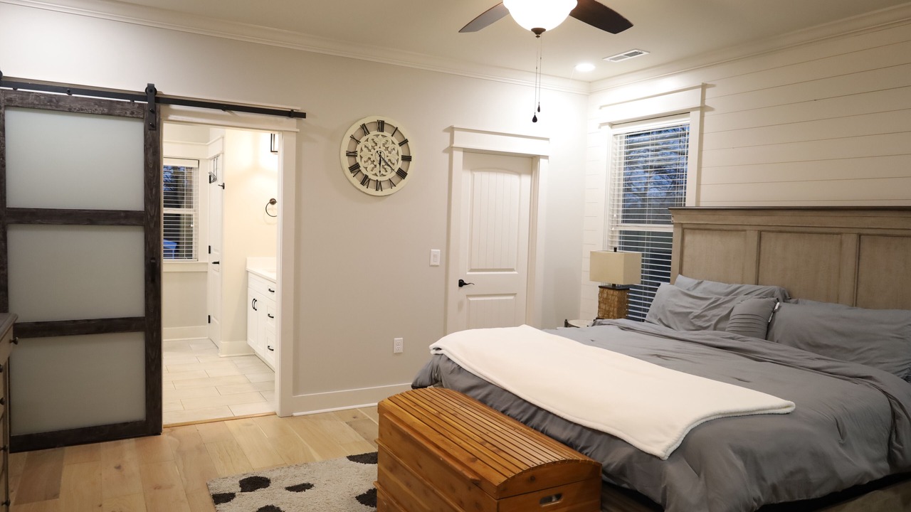 Photo of Others in Graysville