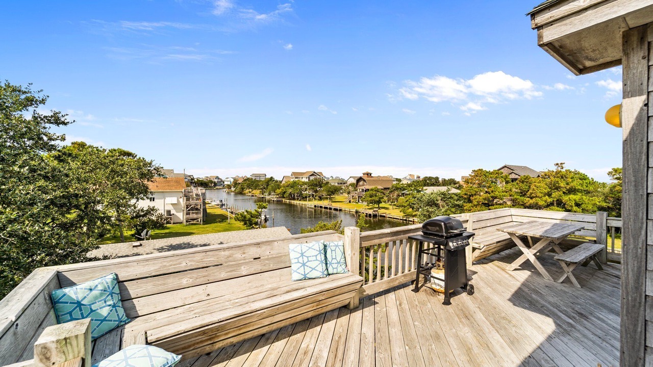 Photo of Patio Balcony in Brigands' Bay