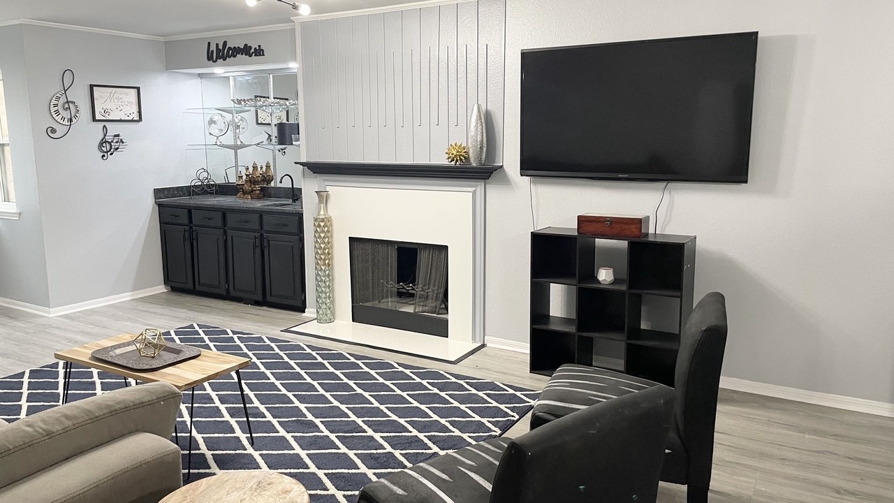 Photo of Livingroom in Medical Center District