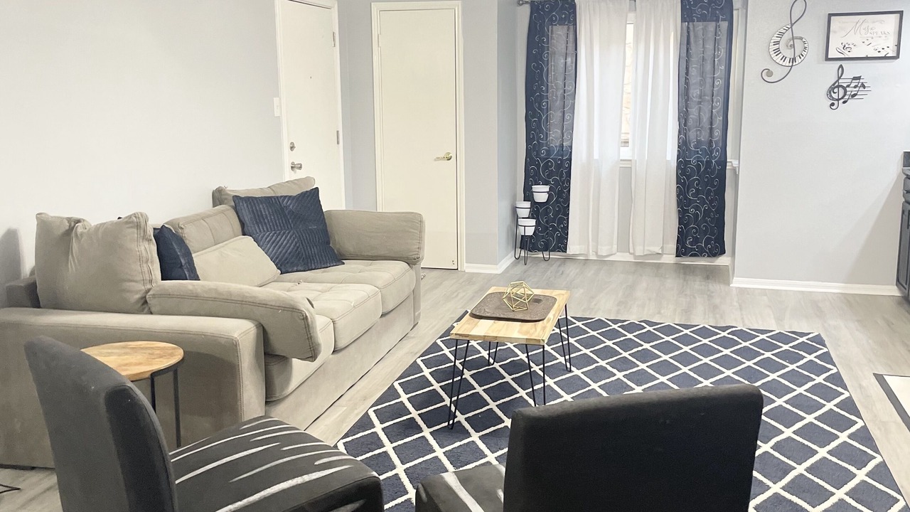Photo of Livingroom in Medical Center District