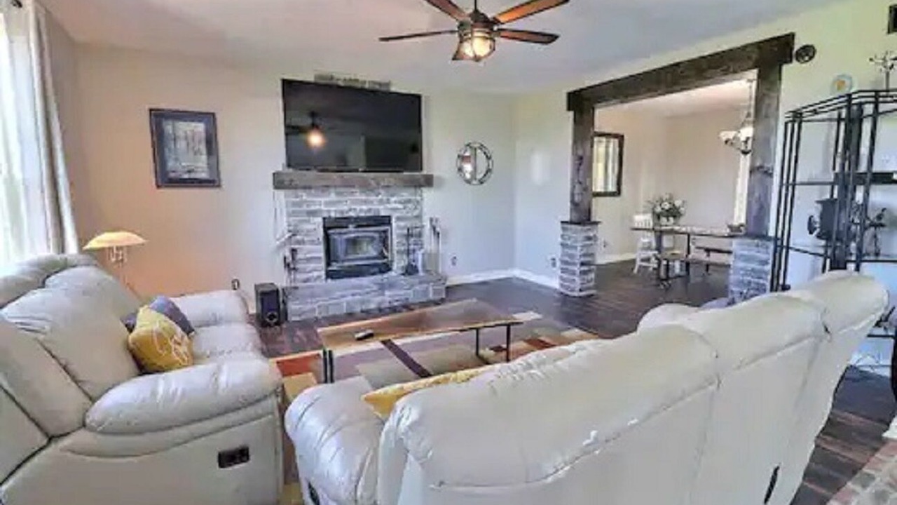 Photo of Livingroom in Templeton