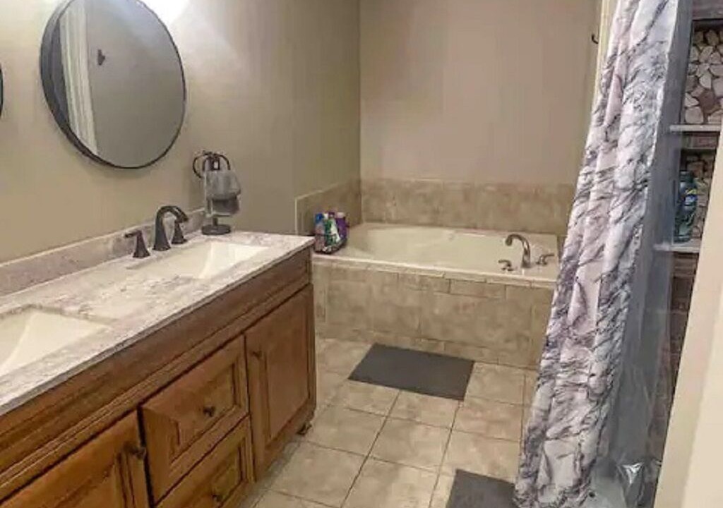 Photo of Bathroom in Templeton