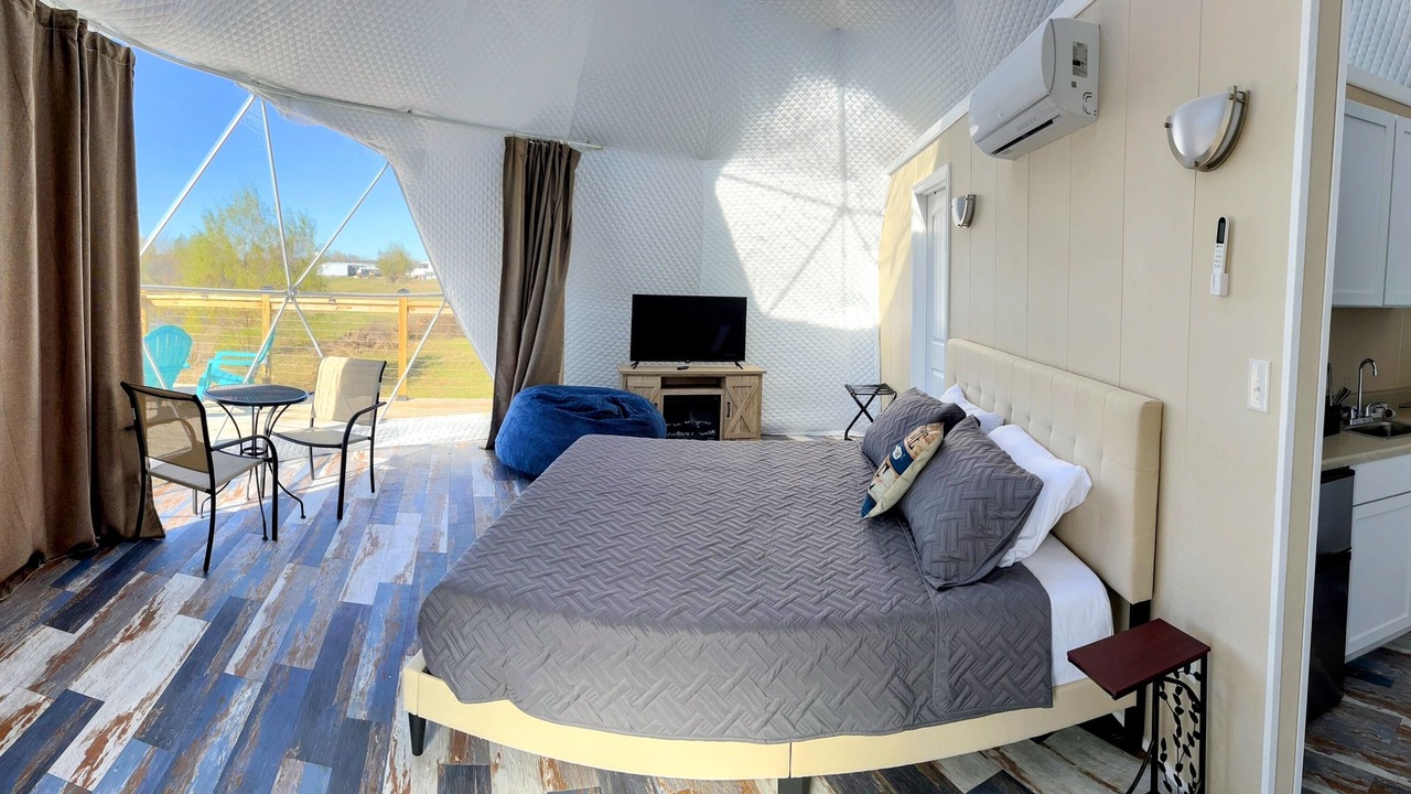 Photo of Bedroom in Rogers