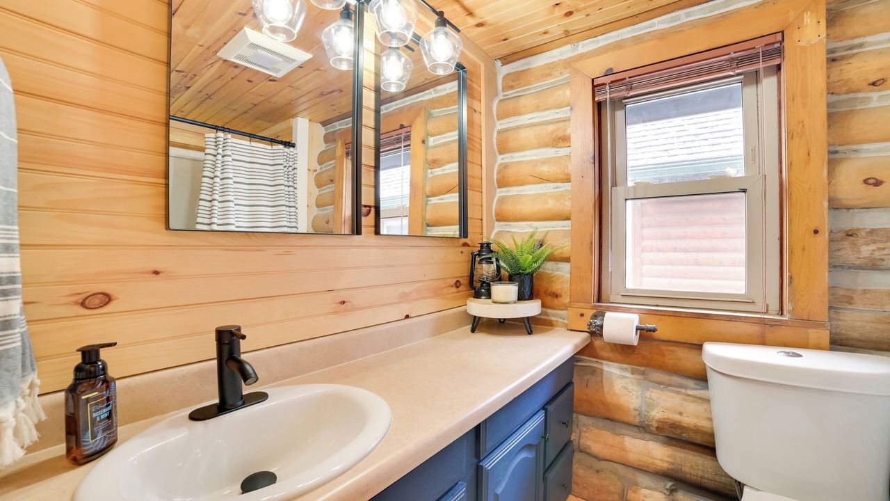 Photo of Bathroom in Tustin