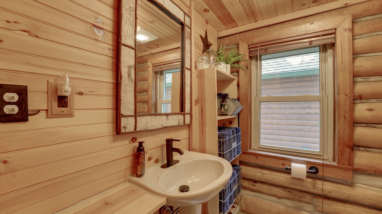 Photo of Bathroom in Tustin