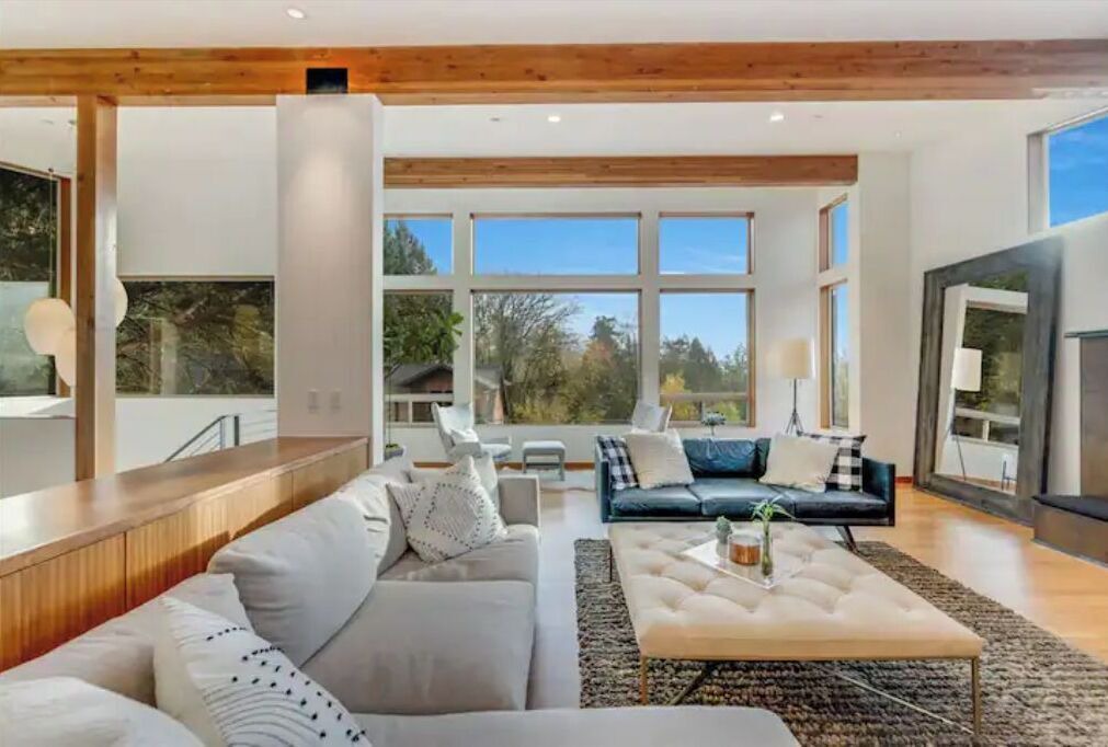 Photo of Livingroom in Southwest Hills