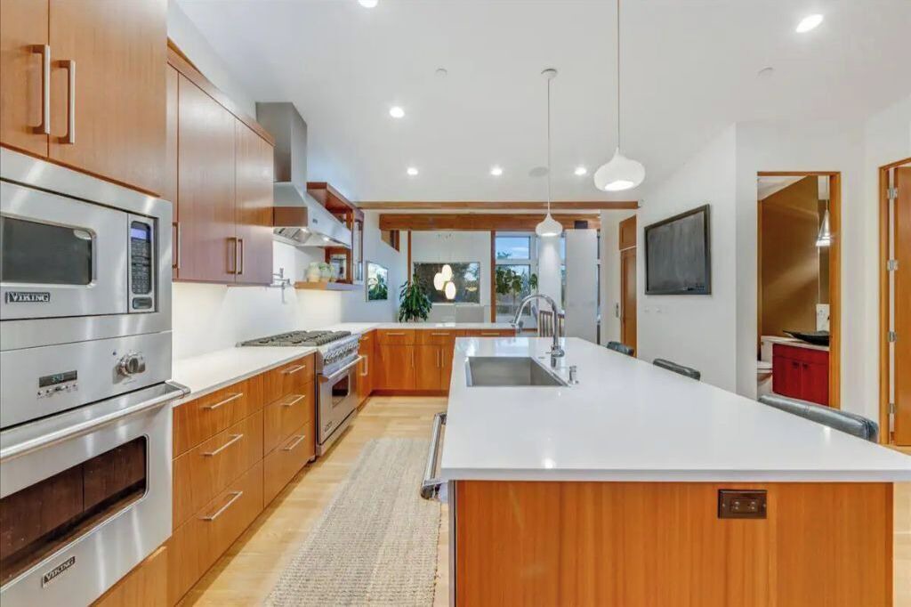 Photo of Kitchen in Southwest Hills