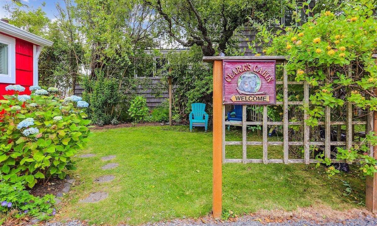 Photo of Others in Cannon Beach