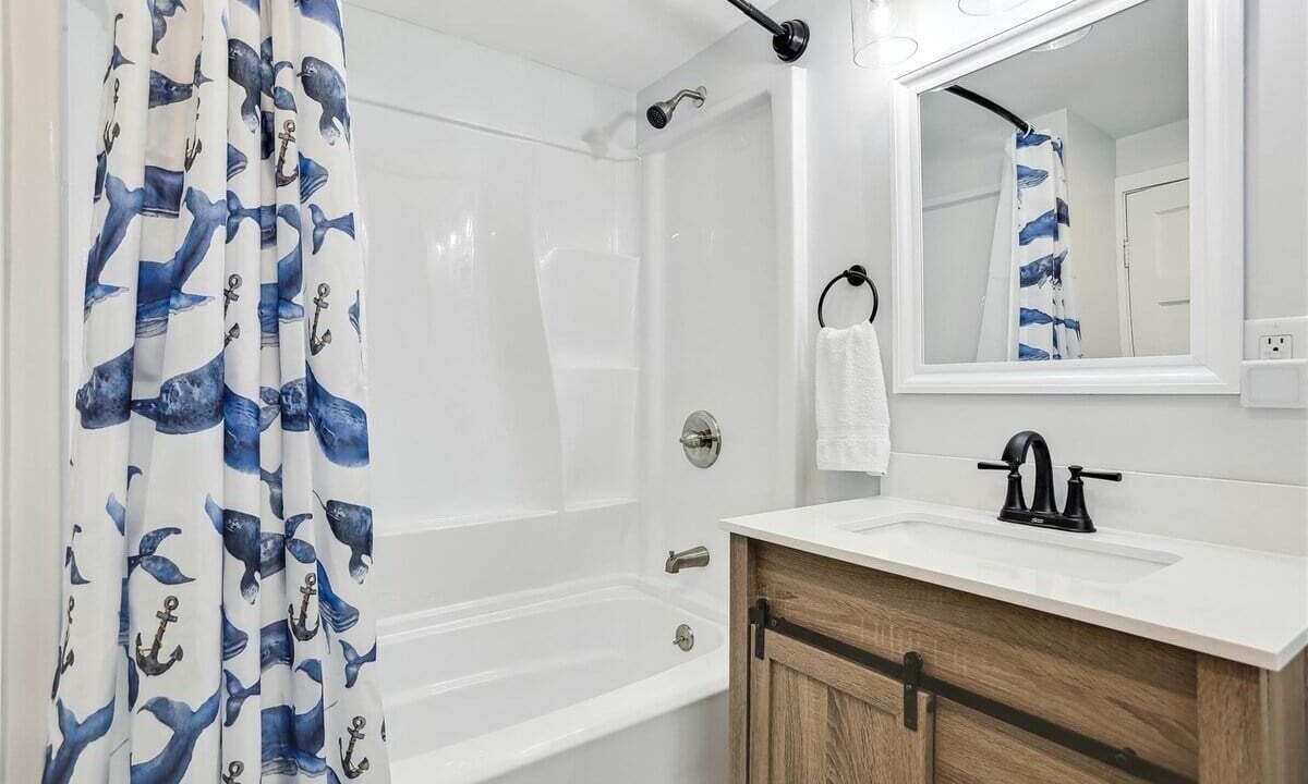 Photo of Bathroom in Cannon Beach