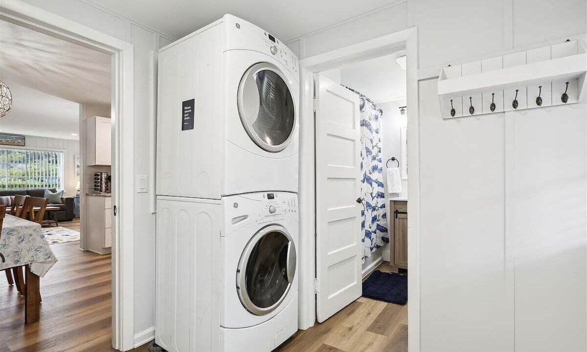 Photo of Others in Cannon Beach