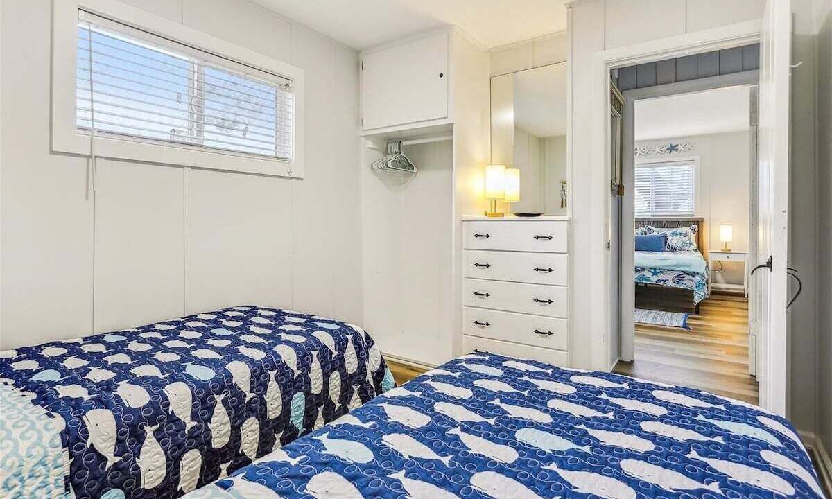 Photo of Others in Cannon Beach