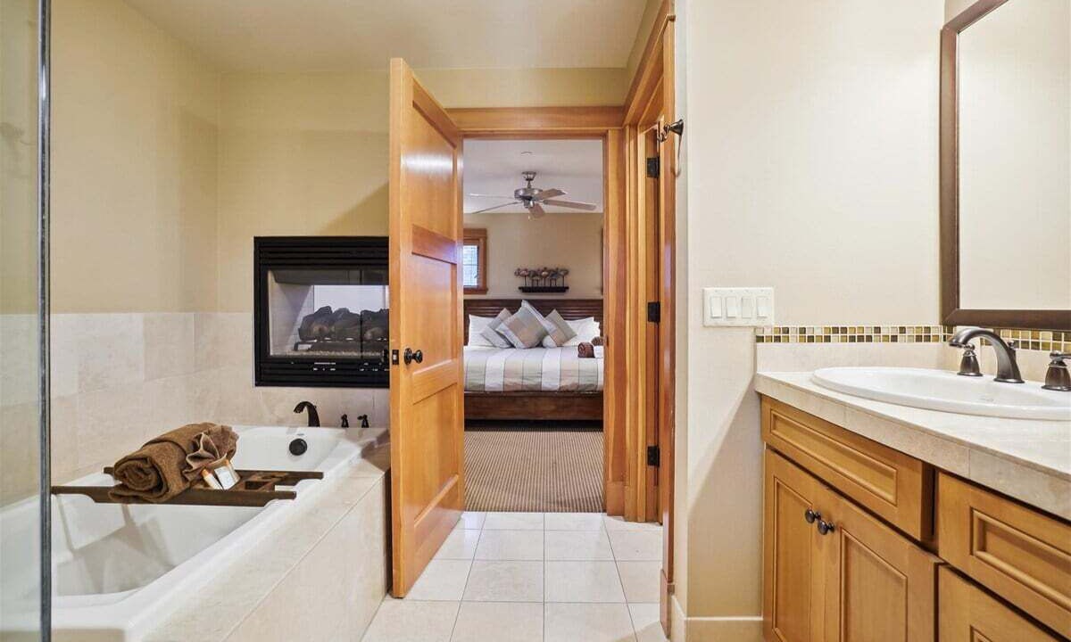 Photo of Bathroom in Tolovana Park