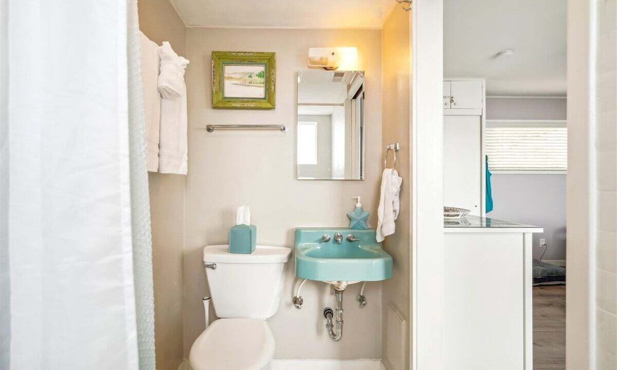 Photo of Bathroom in Arch Cape